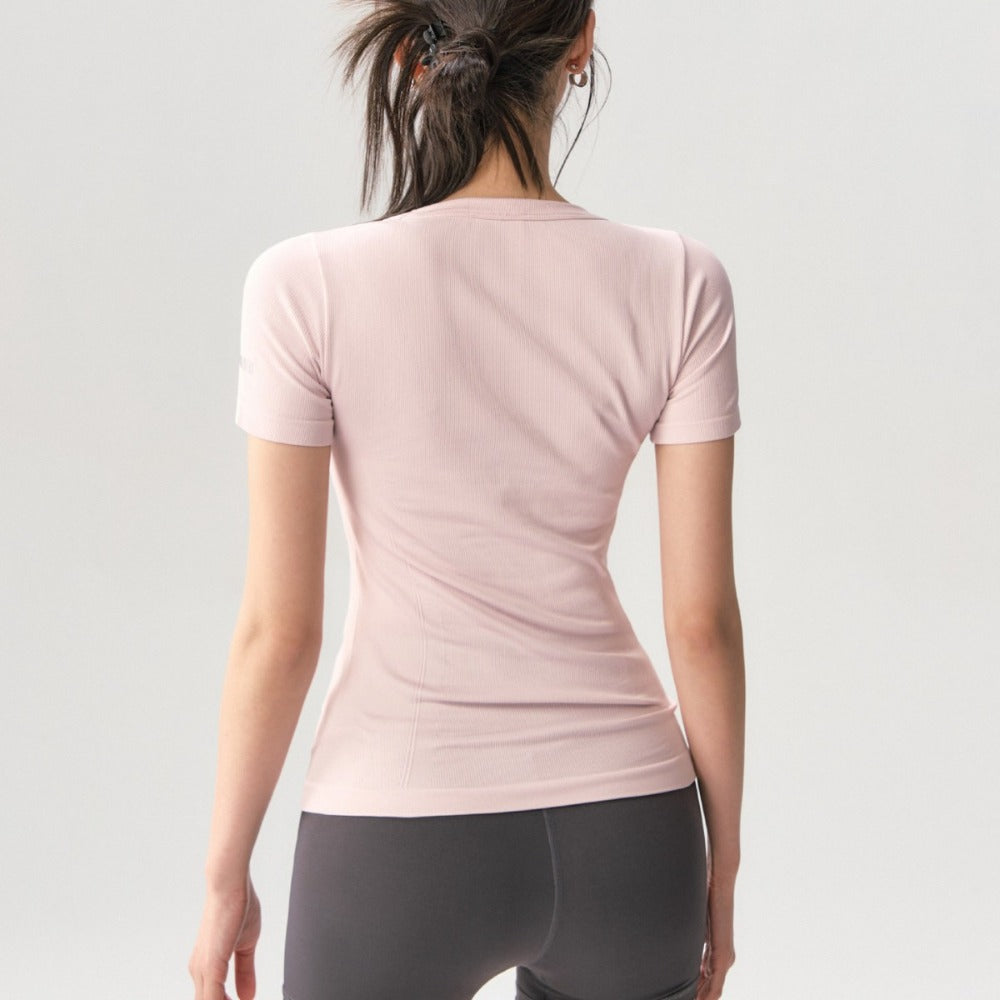 Women's Seamless High-Stretch Tee